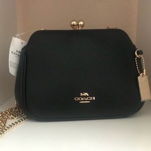 NWT Coach Pearl Kisslock Crossbody Chain Purse